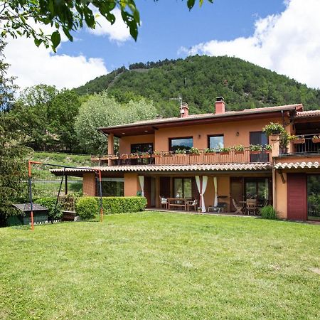 Vila L'Ado Ripoll Exteriér fotografie